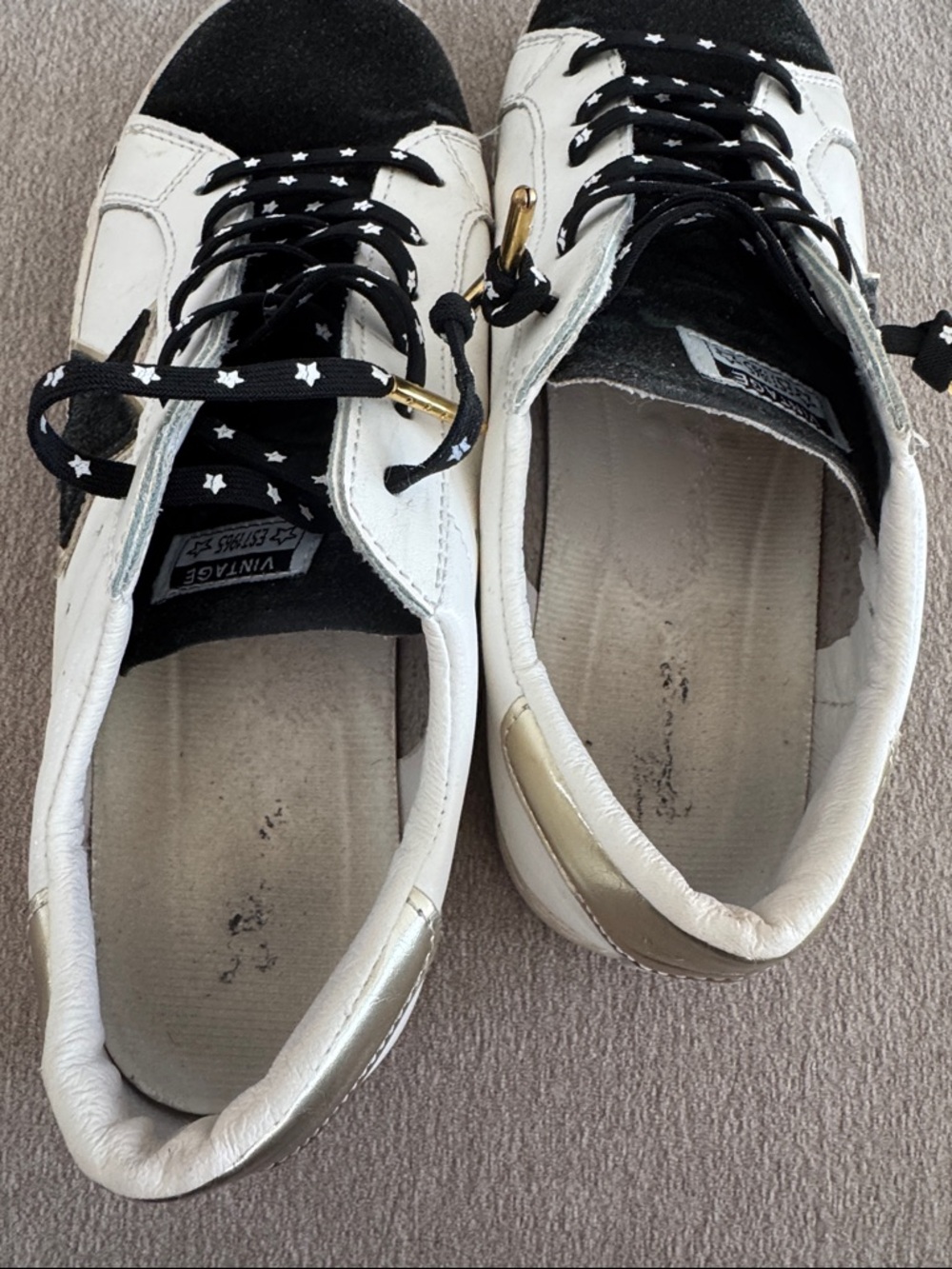 Vintage Havana Bianca White Sneakers with Black Star and Gold Heel - Picture 7 of 9